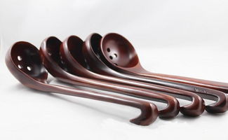 供应优质厨房用具 大号漏勺、麻辣烫木漏勺、有沟有洞木勺及油勺全面介绍